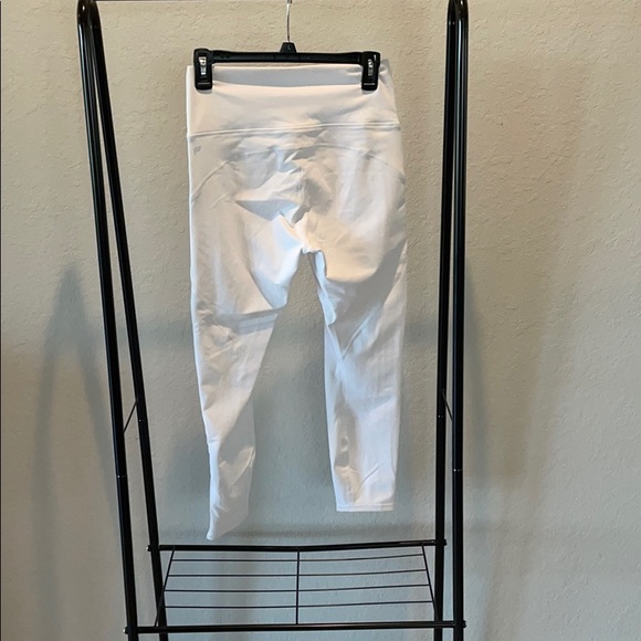 White 7/8 Leggings - Picture 3 of 3